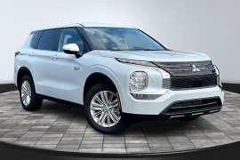 Used 2024  Mitsubishi Outlander Plug-In Hybrid ES S-AWC at The Truck Farm near Easley&comma; SC