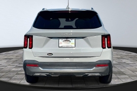 Used 2025  Kia Sorento S FWD at The Gilstrap Family Dealerships near Easley, SC