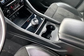 Used 2024  Jeep Grand Cherokee L Altitude 4x4 at The Gilstrap Family Dealerships near Easley&comma; SC