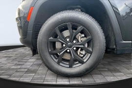 Used 2024  Jeep Grand Cherokee L Altitude 4x4 at The Gilstrap Family Dealerships near Easley&comma; SC