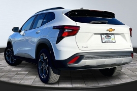 Used 2024  Chevrolet Trax FWD 4dr LT at The Gilstrap Family Dealerships near Easley&comma; SC