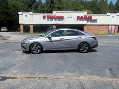 Used 2025  Hyundai Elantra SEL Convenience IVT at The Truck Farm near Easley&comma; SC