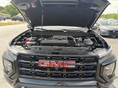 Used 2025  GMC Canyon 2WD Crew Cab Elevation at The Truck Farm near Easley&comma; SC