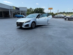 Used 2025  Nissan Altima SV FWD at The Truck Farm near Easley&comma; SC