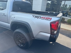 Used 2018  Toyota Tacoma 4WD Double Cab TRD Off-Road Auto at The Truck Farm near Easley&comma; SC