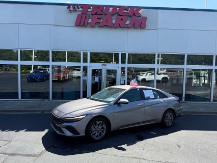 Used 2024 Hyundai Elantra SEL IVT at Easley Truck Farm near Easley, SC