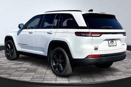 Used 2023  Jeep Grand Cherokee Limited 4x4 at The Gilstrap Family Dealerships near Easley, SC