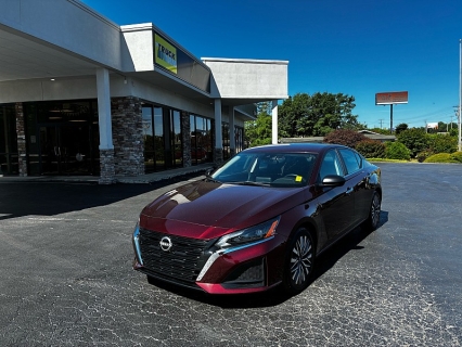 Used 2025 Nissan Altima SV FWD at Easley Truck Farm near Easley, SC