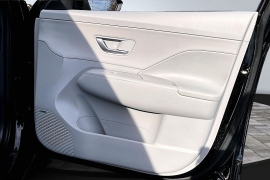 Used 2024  Hyundai Kona Limited FWD at The Gilstrap Family Dealerships near Easley&comma; SC