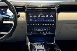 Used 2024  Hyundai Tucson Limited FWD at The Gilstrap Family Dealerships near Easley&comma; SC