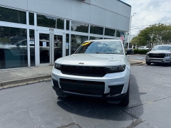 Used 2024  Jeep Grand Cherokee L Altitude 4x4 at The Truck Farm near Easley&comma; SC