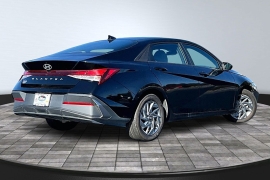 Used 2024  Hyundai Elantra SEL Convenience IVT at The Gilstrap Family Dealerships near Easley, SC