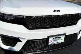 Used 2023  Jeep Grand Cherokee Limited 4x4 at The Gilstrap Family Dealerships near Easley, SC