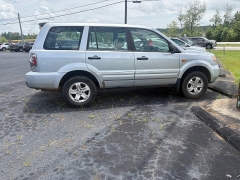 Used 2007  Honda Pilot 4d SUV FWD LX at The Truck Farm near Easley&comma; SC