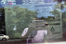 Used 2024  Mitsubishi Outlander Plug-In Hybrid SE S-AWC at The Truck Farm near Easley&comma; SC