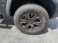 Used 2025  GMC Canyon 2WD Crew Cab Elevation at The Truck Farm near Easley&comma; SC
