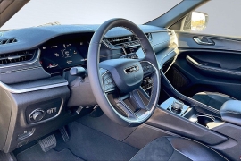 Used 2024  Jeep Grand Cherokee L Altitude 4x4 at The Gilstrap Family Dealerships near Easley&comma; SC