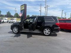 Used 2014  Mercedes-Benz GL-Class 4d SUV GL550 at The Truck Farm near Easley&comma; SC