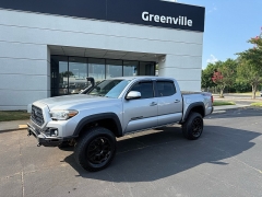 Used 2018  Toyota Tacoma 4WD Double Cab TRD Off-Road Auto at The Truck Farm near Easley&comma; SC