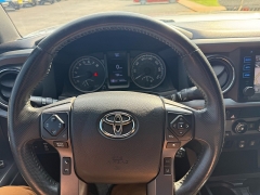 Used 2018  Toyota Tacoma 4WD Double Cab TRD Off-Road Auto at The Truck Farm near Easley&comma; SC