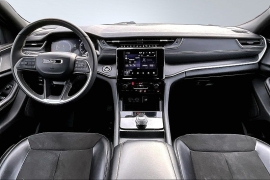 Used 2024  Jeep Grand Cherokee L Altitude 4x4 at The Gilstrap Family Dealerships near Easley&comma; SC