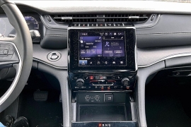 Used 2024  Jeep Grand Cherokee L Altitude 4x4 at The Gilstrap Family Dealerships near Easley&comma; SC