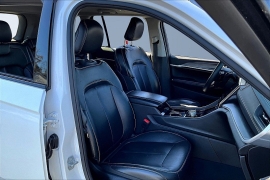 Used 2023  Jeep Grand Cherokee Limited 4x4 at The Gilstrap Family Dealerships near Easley, SC