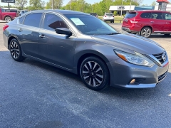 Used 2018 Nissan Altima 4d Sedan 2.5L SR at Car Choice near Jonesboro, AR