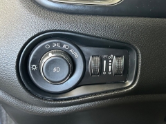 Used 2021 Jeep Renegade Limited 4x4 at Camacho Mitsubishi near Palmdale, CA