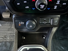 Used 2021 Jeep Renegade Limited 4x4 at Camacho Mitsubishi near Palmdale, CA