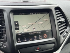 Used 2016 Jeep Cherokee 4d SUV 4WD Trailhawk V6 at Paradise Motors near Lansing, MI