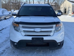 Used 2013  Ford Explorer 4d SUV 4WD Limited at Paradise Motors near Lansing&comma; MI