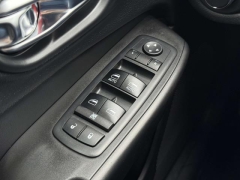 Used 2019  Jeep Cherokee 4d SUV 4WD Trailhawk 3&period;2L at Paradise Motors near Lansing&comma; MI