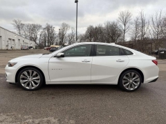 Used 2018  Chevrolet Malibu 4d Sedan Premier at Paradise Motors near Lansing&comma; MI