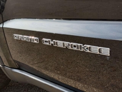 Used 2018  Jeep Grand Cherokee 4d SUV 4WD Limited V6 at Paradise Motors near Lansing&comma; MI