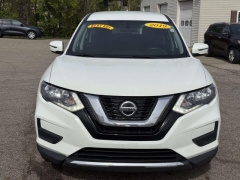 Used 2019  Nissan Rogue 4d SUV AWD S at Paradise Motors near Lansing&comma; MI