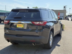 Used 2018  Chevrolet Traverse 4d SUV FWD LT Cloth w&sol;1LT at Paradise Motors near Lansing&comma; MI