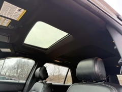 Used 2017  Ford Explorer 4d SUV 4WD Limited at Paradise Motors near Lansing&comma; MI