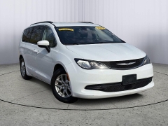  2021 Chrysler Voyager LXI FWD at Paradise Motors near Lansing&comma; MI