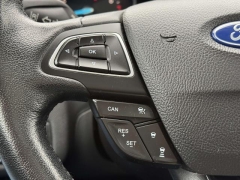 Used 2019  Ford Escape 4d SUV 4WD SEL at Paradise Motors near Lansing&comma; MI