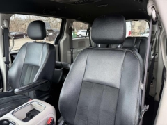 Used 2017  Dodge Grand Caravan 4d Wagon SE at Paradise Motors near Lansing&comma; MI