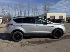 Used 2018  Ford Escape 4d SUV FWD SEL at Paradise Motors near Lansing&comma; MI