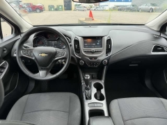 Used 2017  Chevrolet Cruze 4d Sedan LT Auto at Paradise Motors near Lansing, MI