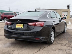 Used 2020  Chevrolet Malibu 4d Sedan LT at Paradise Motors near Lansing&comma; MI