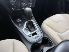 Used 2017  Jeep Cherokee 4d SUV 4WD Sport I4 Altitude at Paradise Motors near Lansing&comma; MI