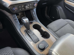 Used 2017  GMC Acadia 4d SUV AWD SLE-2 I4 at Paradise Motors near Lansing&comma; MI