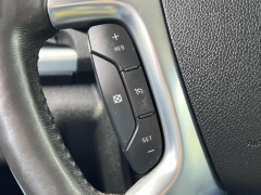 Used 2015 GMC Acadia 4d SUV AWD SLE-2 at Paradise Motors near Lansing, MI