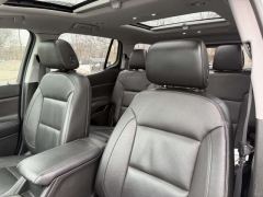 Used 2017  GMC Acadia 4d SUV AWD SLT-2 at Paradise Motors near Lansing&comma; MI