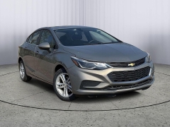  2018 Chevrolet Cruze 4d Sedan LT Auto at Paradise Motors near Lansing&comma; MI