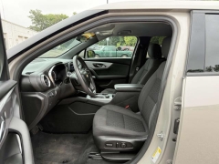 Used 2021  Chevrolet Blazer FWD 4dr LT w/2LT at Paradise Motors near Lansing, MI